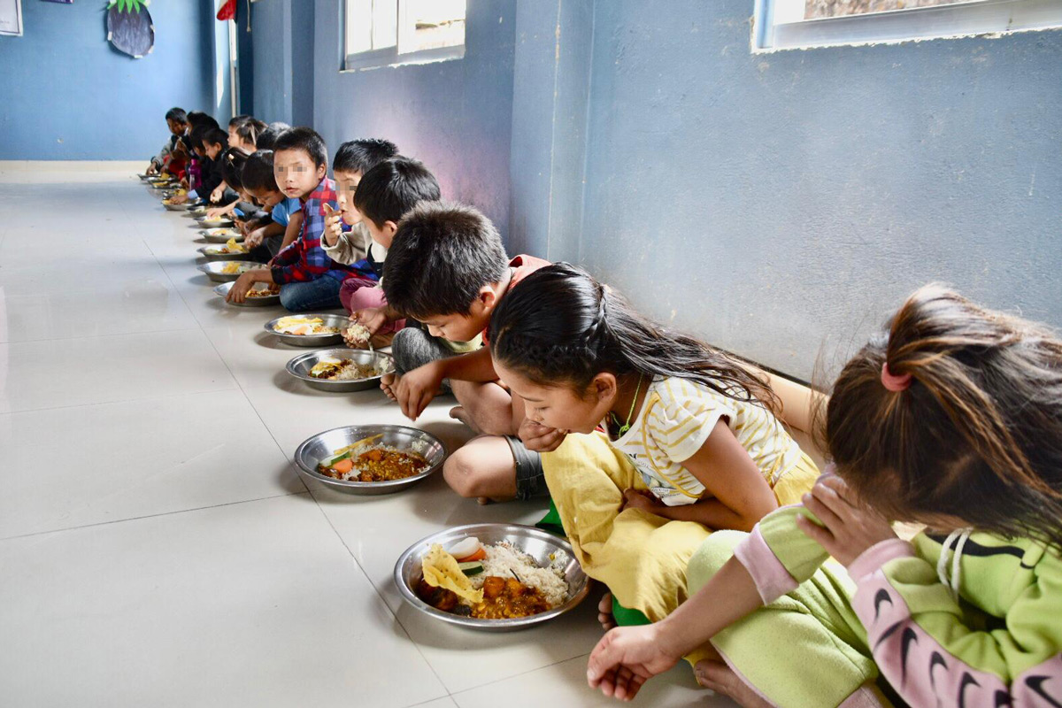 Titelbild_Schweiz-nach-Nepal_2